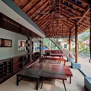 munroeisland-backwaters-homestay-munroe-island.kerala-hotels.net/